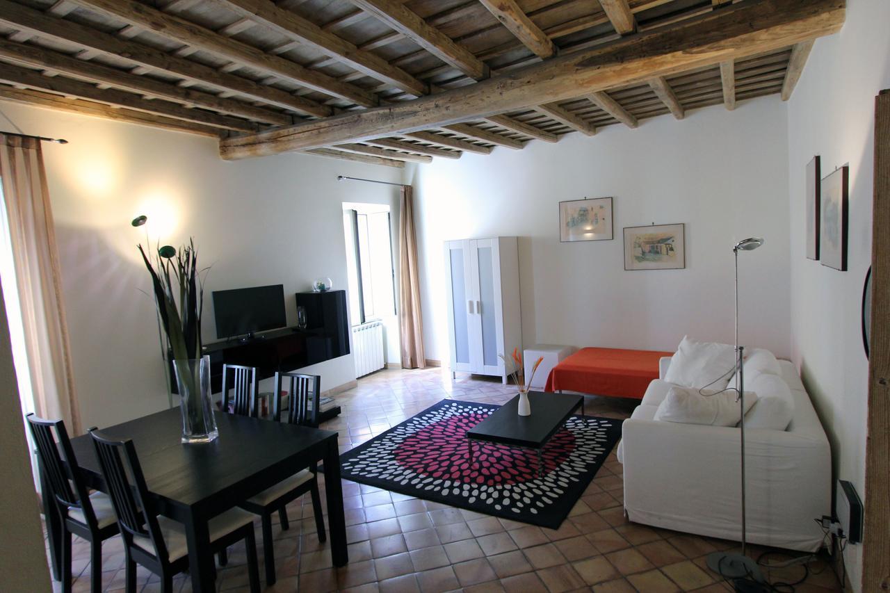 Apartment Mattei Flat Rome